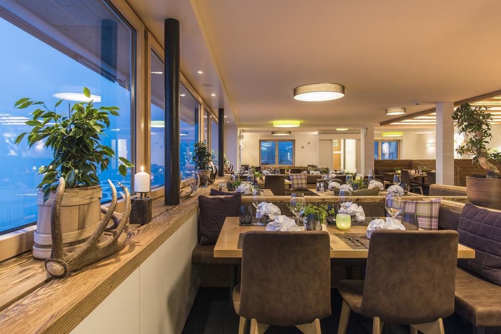 Berghotel Tgantieni 렌쩨르하이데 객실 사진